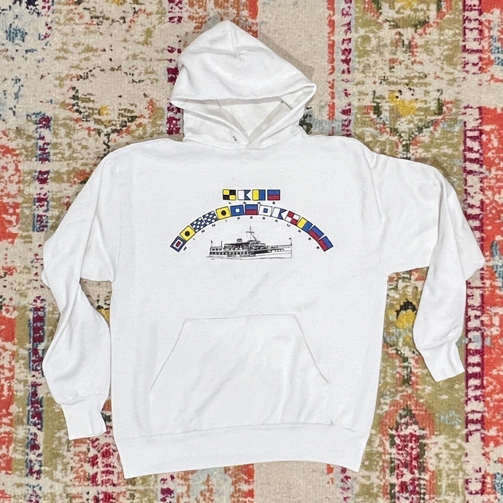 Vintage Travel 80s Lake Winnipesaukee New Hampshire Hoodie 1980s Sweatshirt
